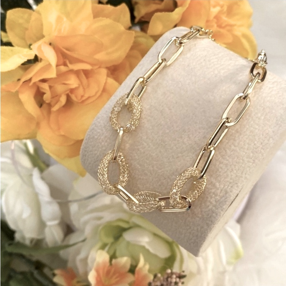 NEW! Gold Mesh Link Bracelet